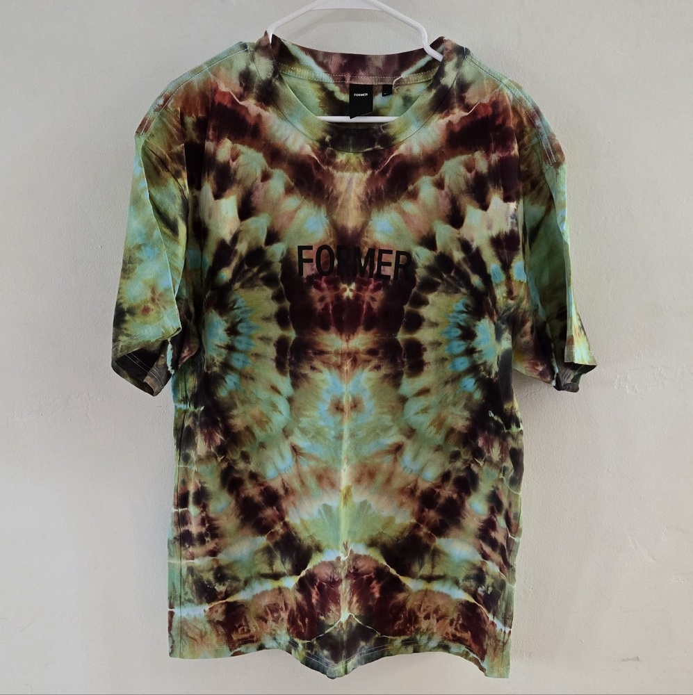 FORMER UPCYLED TIE DYE T-SHIRT‎ SIZE XXL
